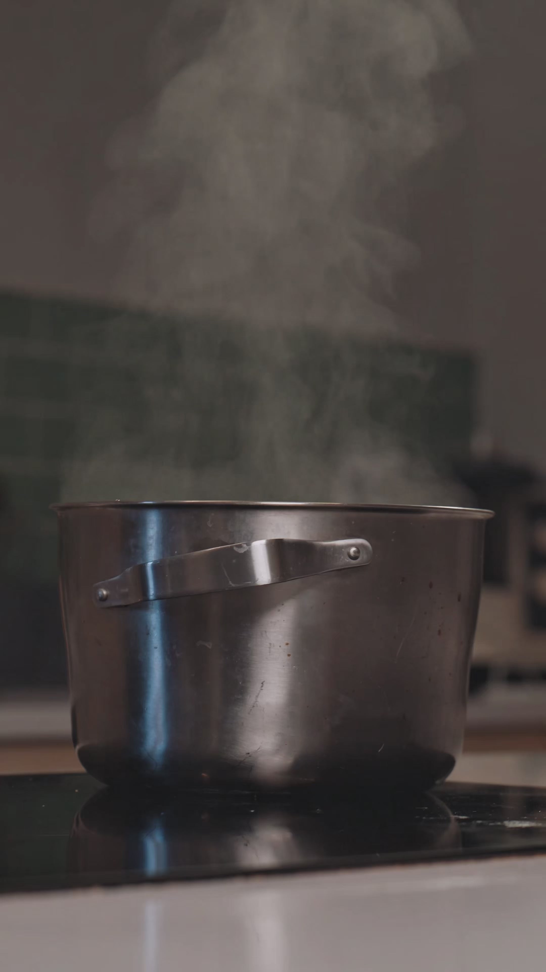 Tatiana de Kish&Go cocinando con música  (Sobre nosotros KISH&GO)